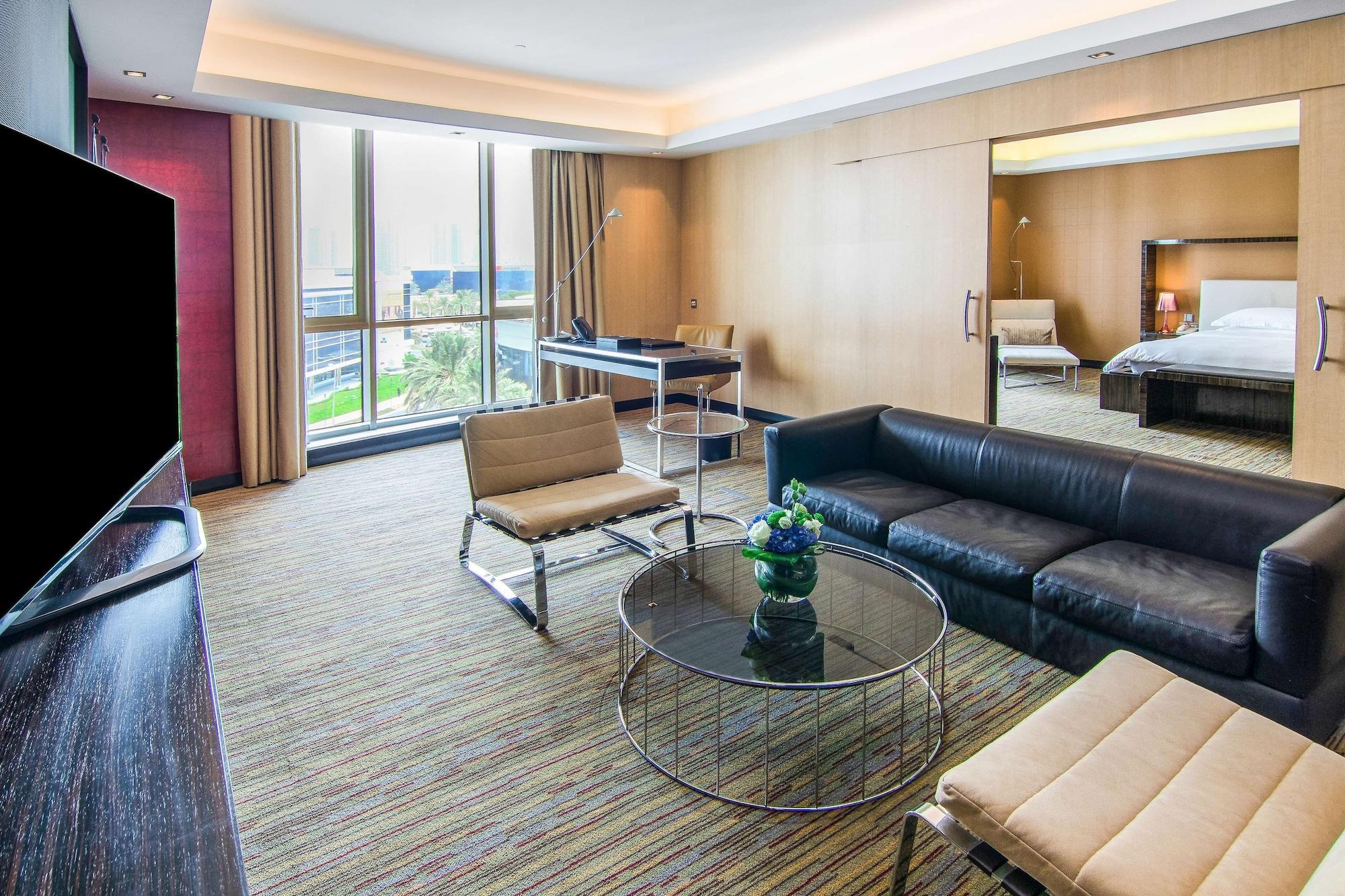 Radisson Blu Hotel, Media Dubai