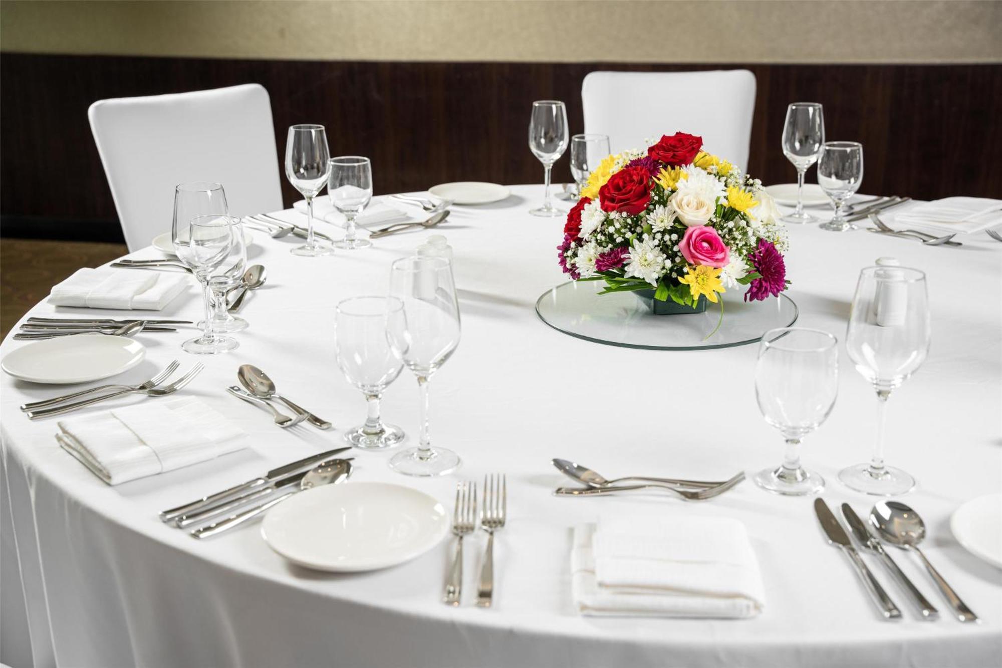Radisson Blu Hotel, Media Dubai