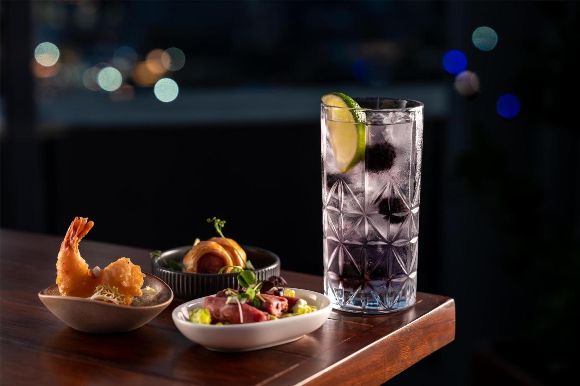Radisson Blu Hotel, Media 4* Dubai